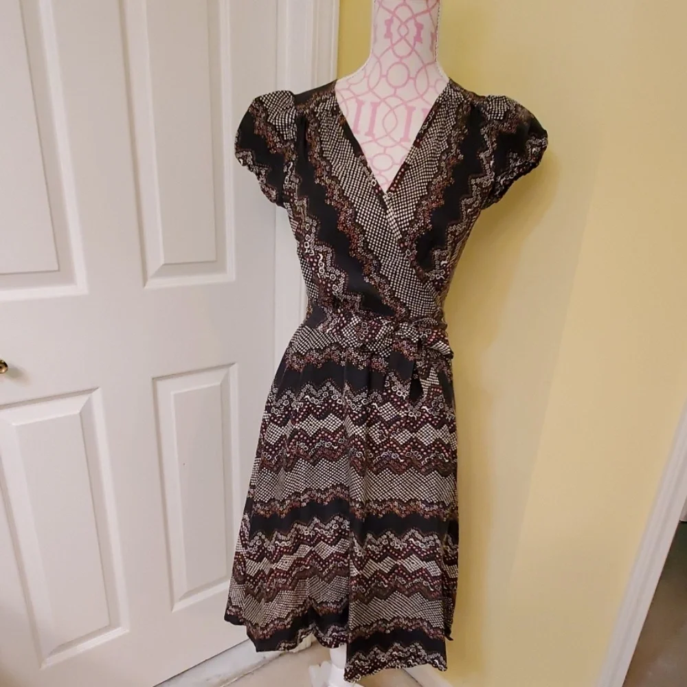 Banana Republic wrap dress size 0 excellent condition